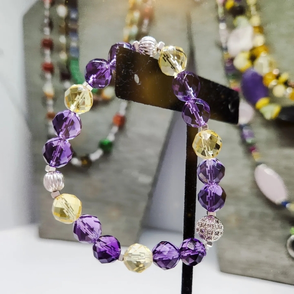 Faceted Amethyst and Citrine Bracelet 8 mm - Picture 2 of 5